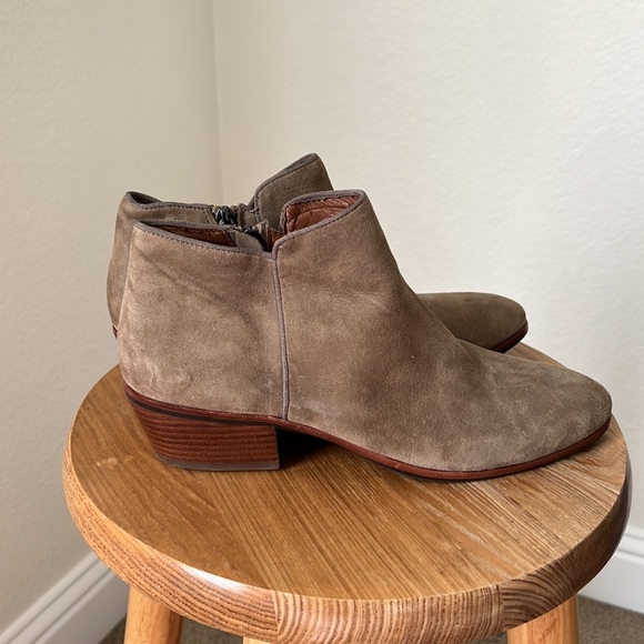 Sam Edelman petty boots taupe 8.5 NWOT - Picture 3 of 9
